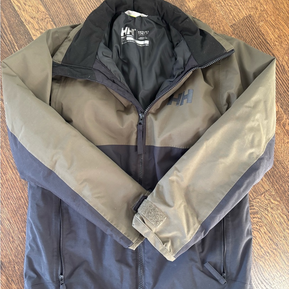 Helly Hansen Youth Black and Green Performance Jacket Ski/Waterproof/Snow